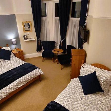 Bron Rhiw Guest House Крикийт Екстериор снимка