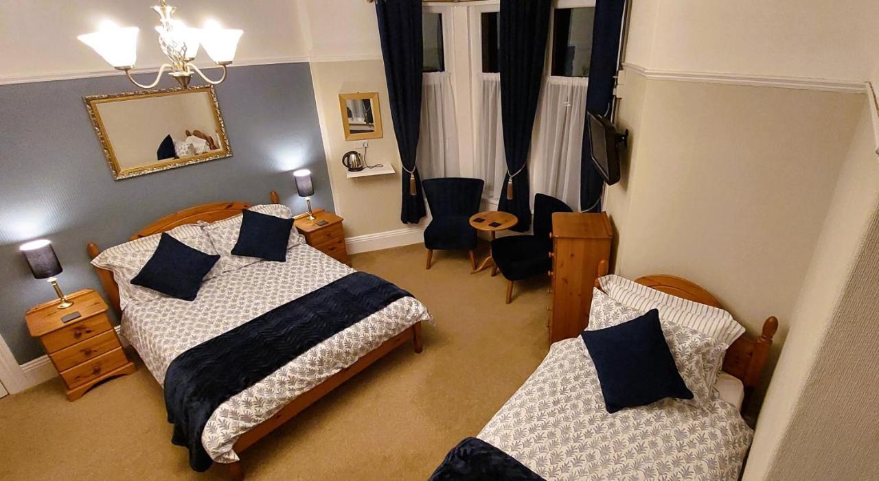 Bron Rhiw Guest House Крикийт Екстериор снимка