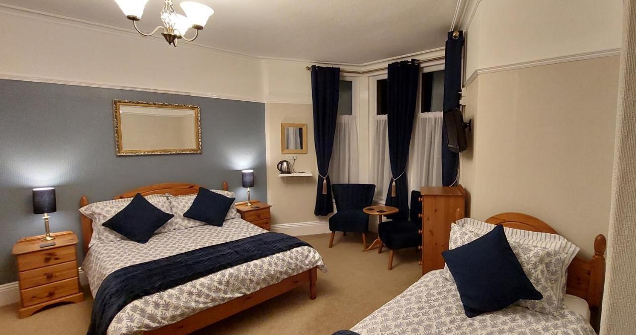 Bron Rhiw Guest House Крикийт Екстериор снимка